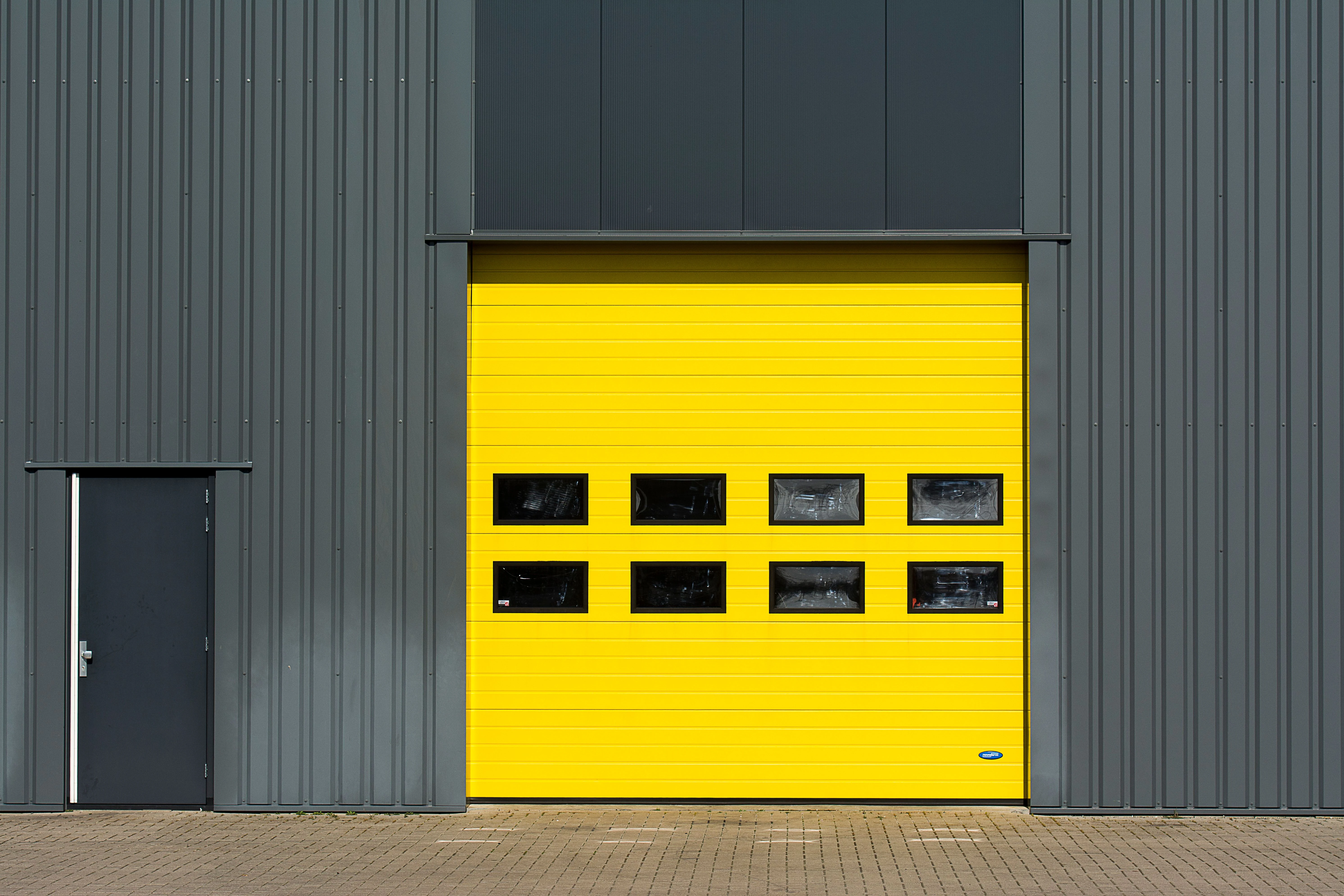 Residential garage door in Bradenton
